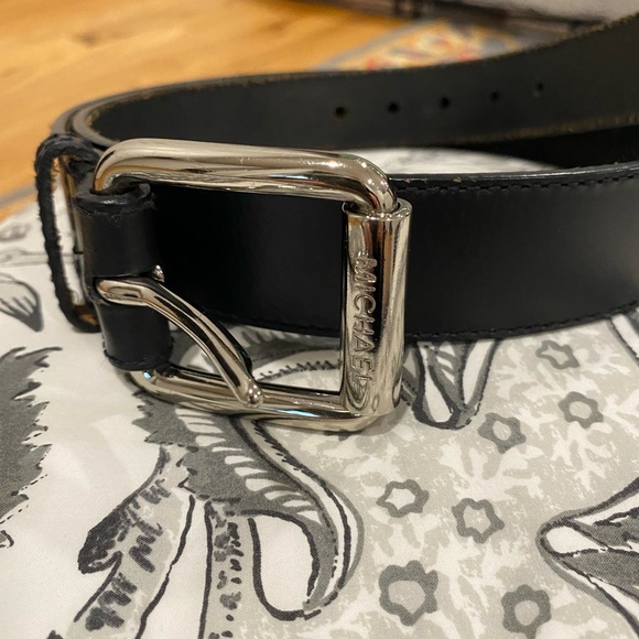Michael Kors Leather Belt - Picture 4 of 4